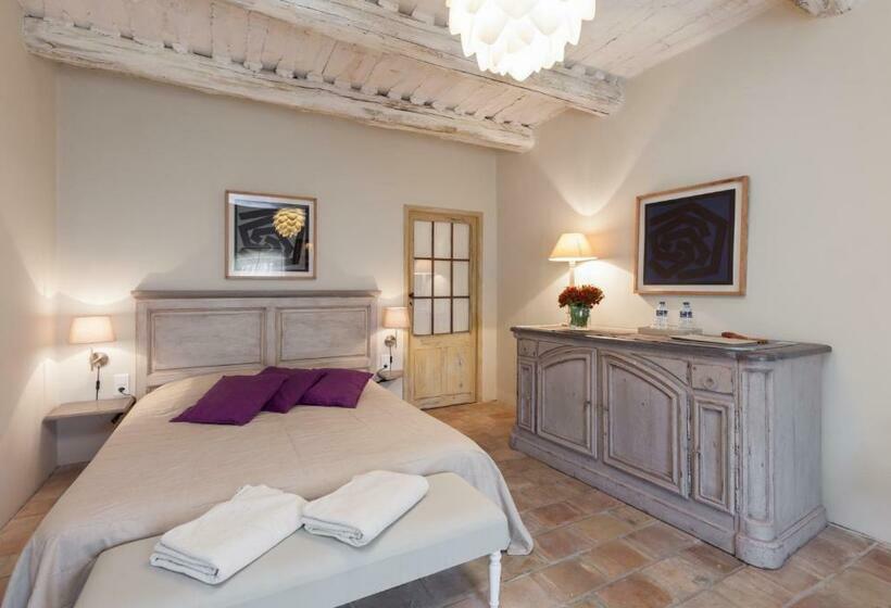 スタンダードルーム, La Louvière Des Bruyères