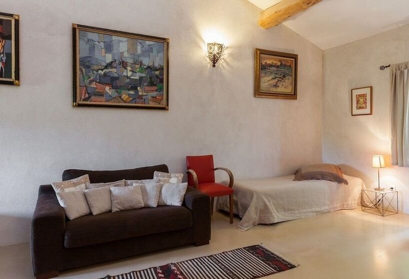 ファミリールーム, La Louvière Des Bruyères