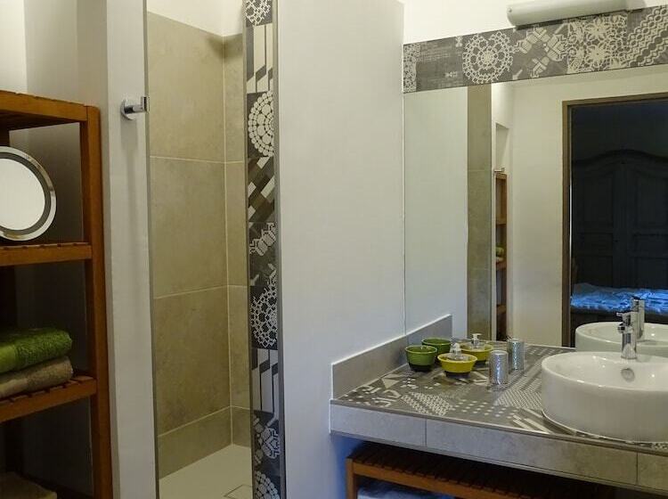 ファミリールーム, La Louvière Des Bruyères