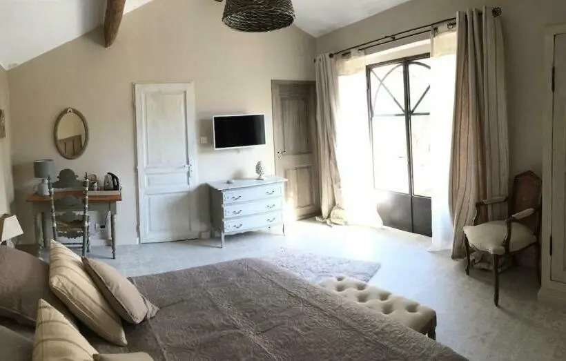 テラス付きスタンダードルーム, La Bastide Des Songes   Demeure D Hôtes