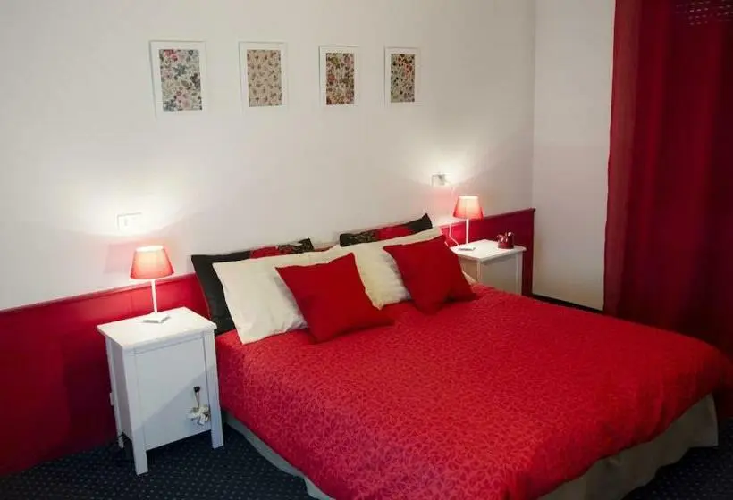 スタンダード４人部屋, Albergo Al Sole