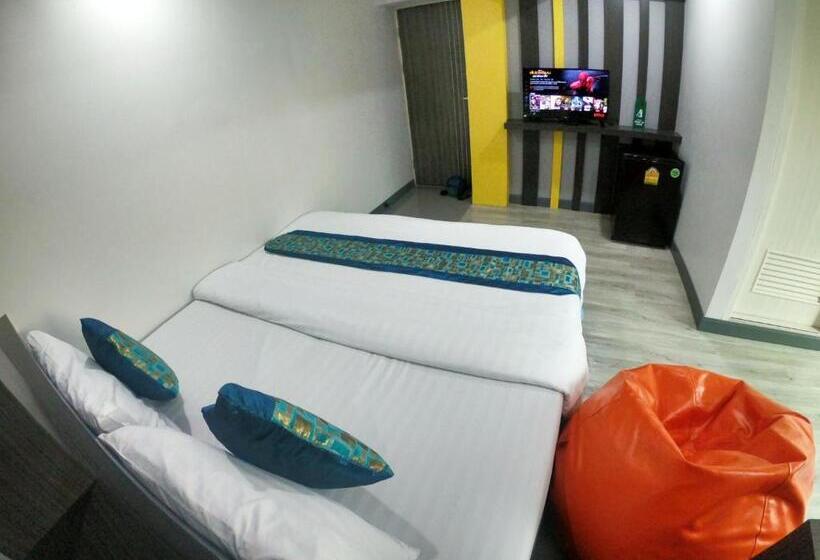 스탠다드 룸, Riski Residence Bangbuathong