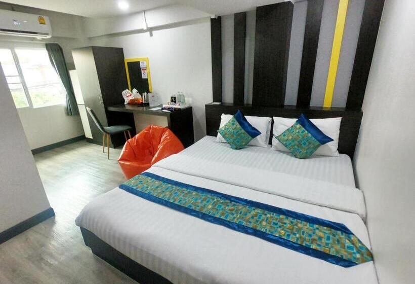 스탠다드 룸, Riski Residence Bangbuathong