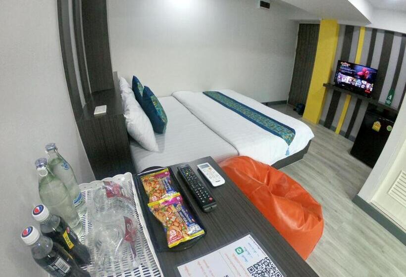 스탠다드 룸, Riski Residence Bangbuathong