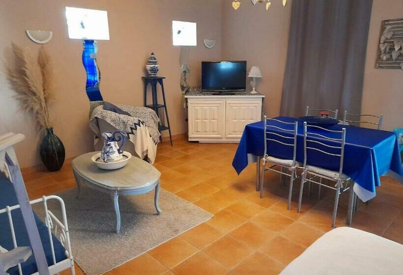 Студия Стандарт, Les Demeures De La Laigne