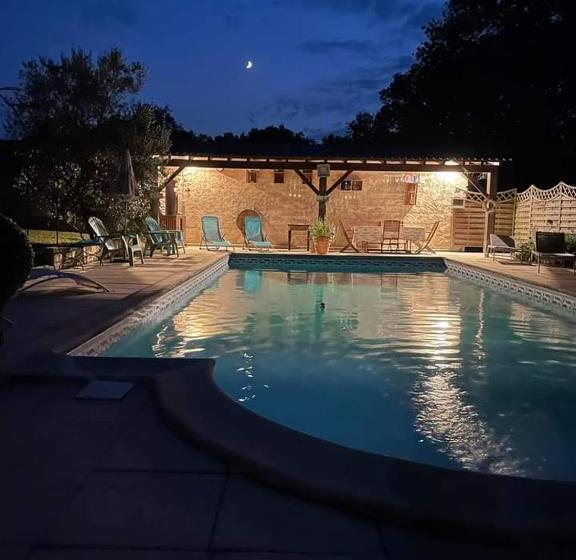 בית, 2 חדרי שינה, Les Demeures De La Laigne