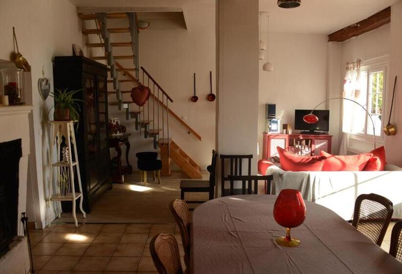 חדר משפחתי נוף לגינה, Les Demeures De La Laigne