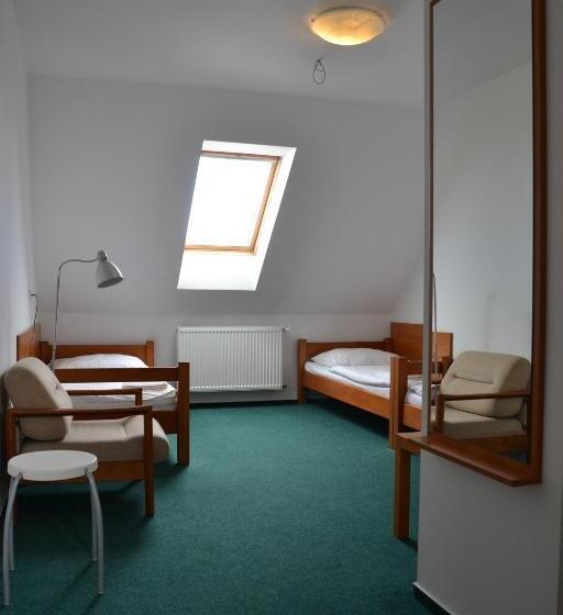 Четырехместный Номер Стандарт, Motorest A Motel Rohlenka Austerlitz