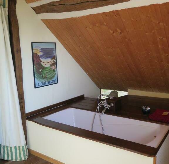 스탠다드 룸 킹사이즈 침대, Au Verger De Marcilly