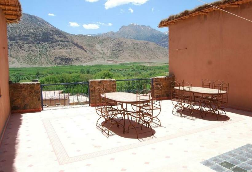 اتاق استاندارد با چشم‌انداز کوهستان, Kasbah Ait Bouguemez