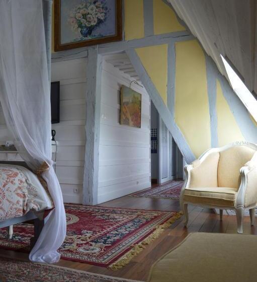 جناح, La Grange Des Marettes