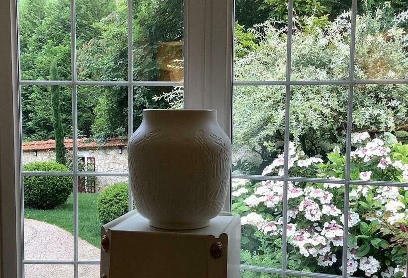 חדר סטנדרט עם מיטת קינג, Toute Une Histoire