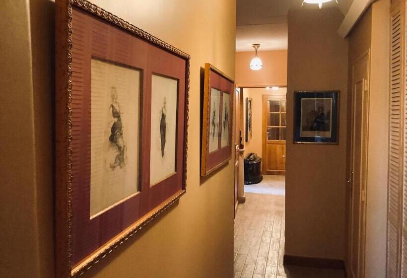 חדר סטנדרט עם מיטת קינג, Toute Une Histoire