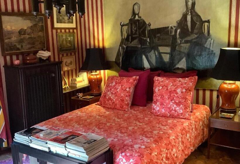 חדר סטנדרט עם ג'קוזי, Toute Une Histoire