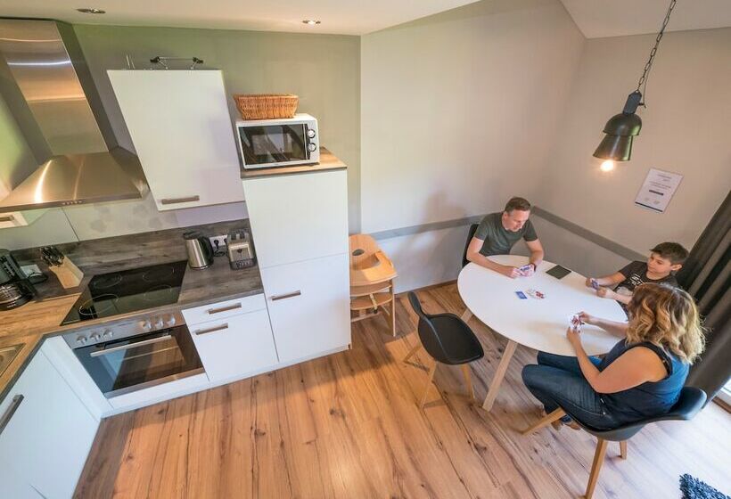 Дом 1 Спальня, Aquamagis