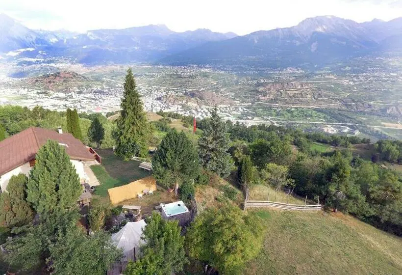 スタンダードトリプルルーム, Domaine Bellevie Bnb