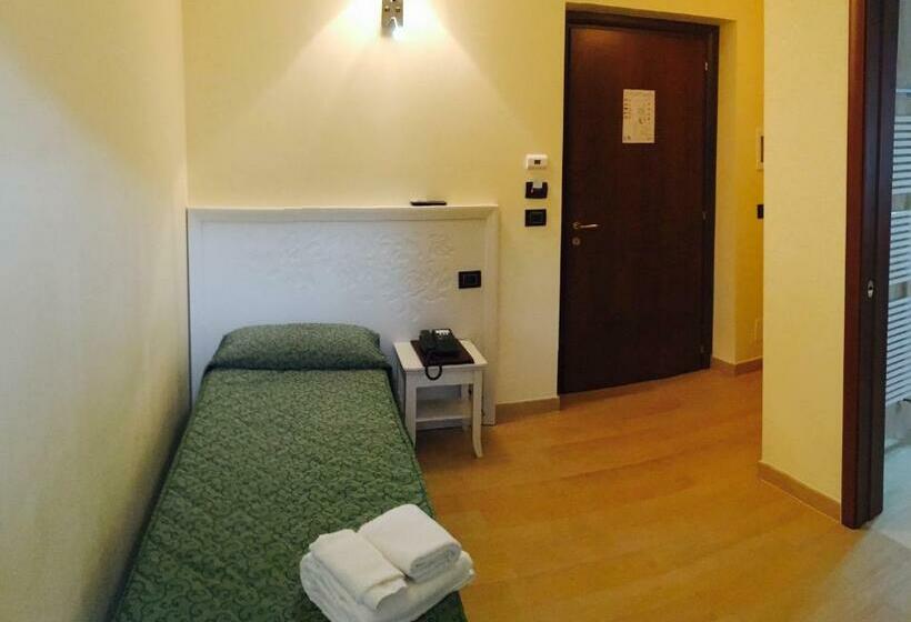 חדר סטנדרט יחיד, San Berardo