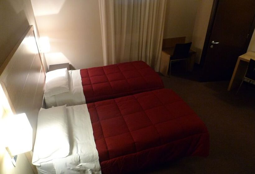 חדר סטנדרט, De Meis