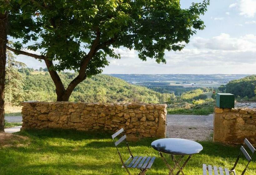 스탠다드 룸, Les Terrasses De Bessou