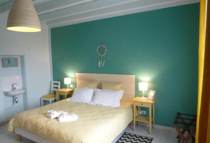 Standard room with outdoor bath, Les Terrasses De Bessou