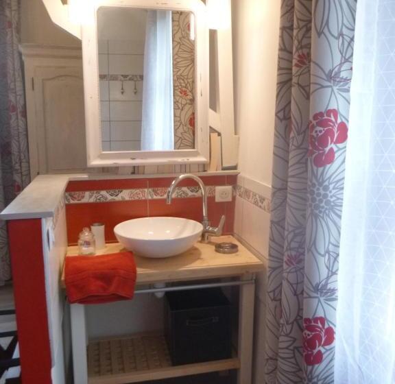 스탠다드 룸, Les Terrasses De Bessou