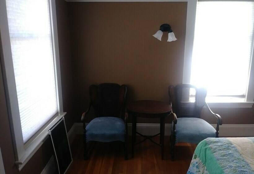 غرفة قياسية سرير مزدوج, Steamers Bed & Breakfast