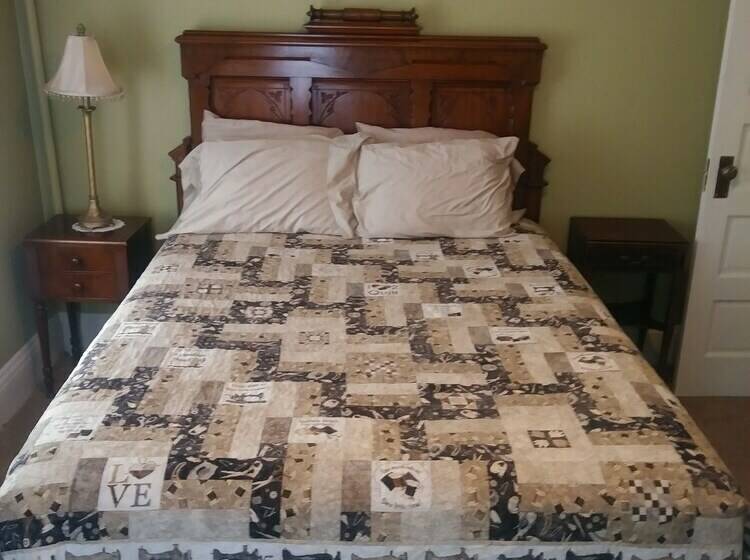 غرفة قياسية سرير مزدوج, Steamers Bed & Breakfast