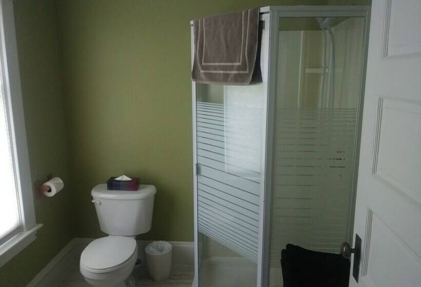 غرفة قياسية سرير مزدوج, Steamers Bed & Breakfast