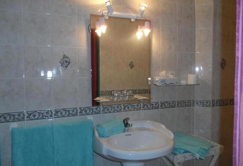 חדר קלאסי לארבעה, Clos Mazerolles