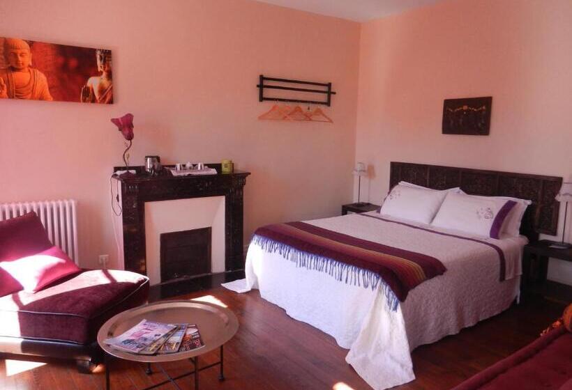 Семейный Номер, Le Patio Des Senteurs