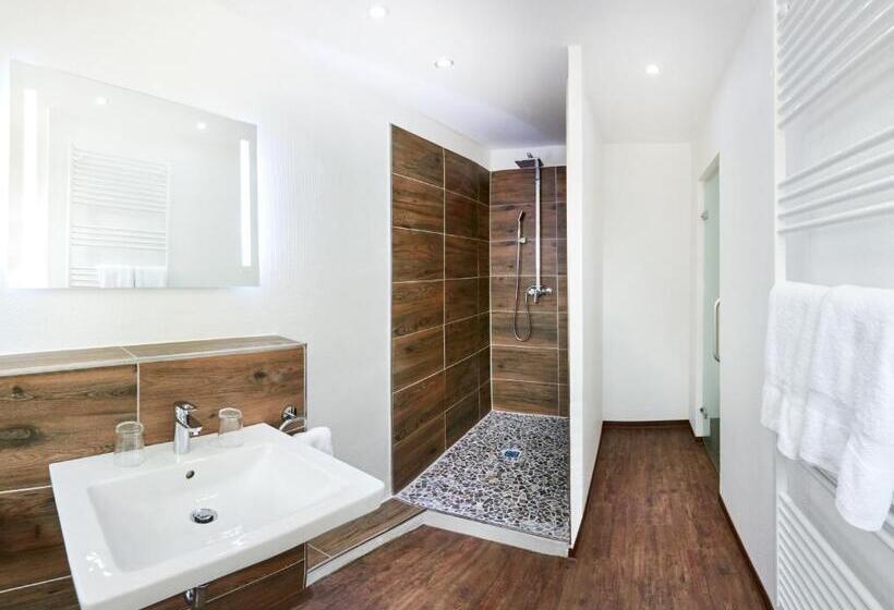 סוויטת ג'וניור דלוקס, Landhotel Fernblick