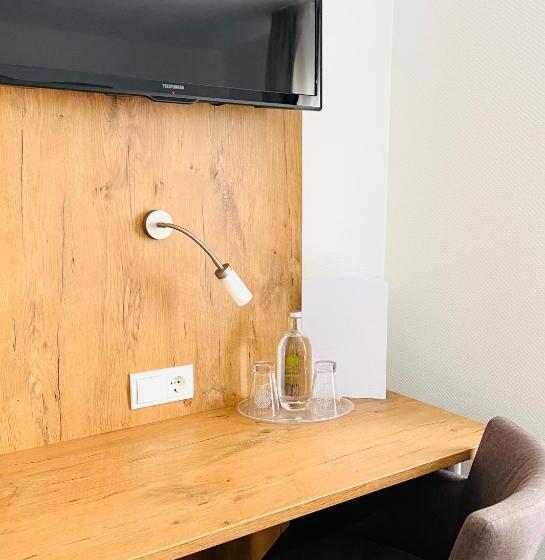 חדר סטנדרט יחיד מותאם לאדם עם מוגבלויות, Landhotel Fernblick