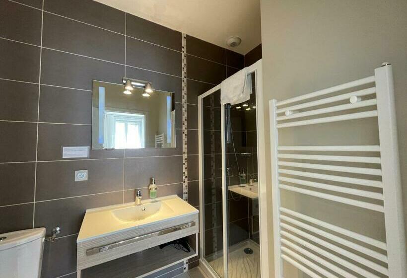 غرفة ديلوكس, Auberge Du Chasseur