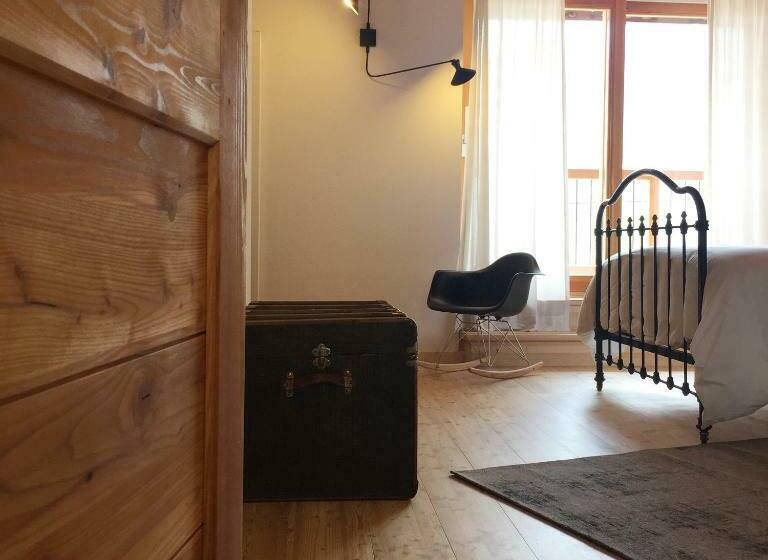 标准间带山景, La Maison Abeil