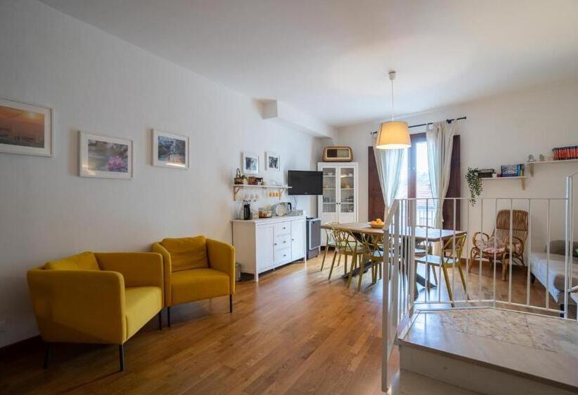 غرفة قياسية مزوَّدة بتراس, Casa Dell Escursionista