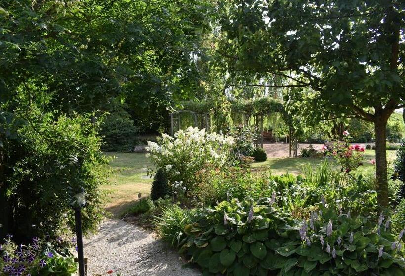 חדר סטנדרט נוף לגינה, Clos Martin