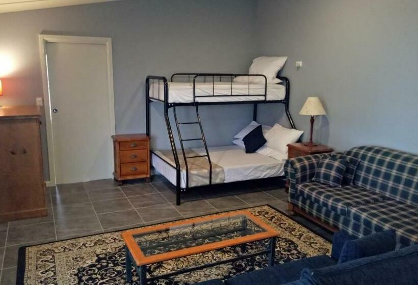 דירת חדר נוף לגינה, Donegal Farmstay