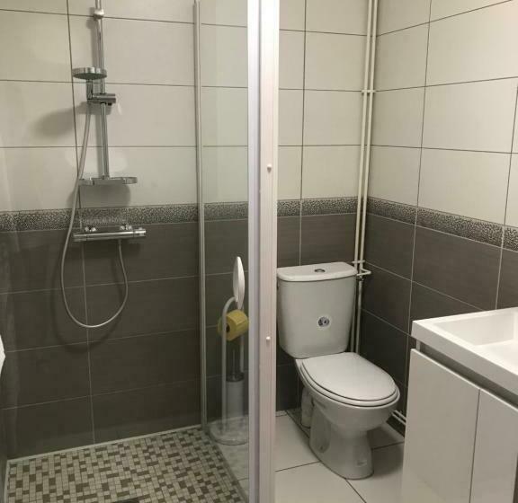 غرفة قياسية مطلّة علي الحديقة, Logis Le Provençal