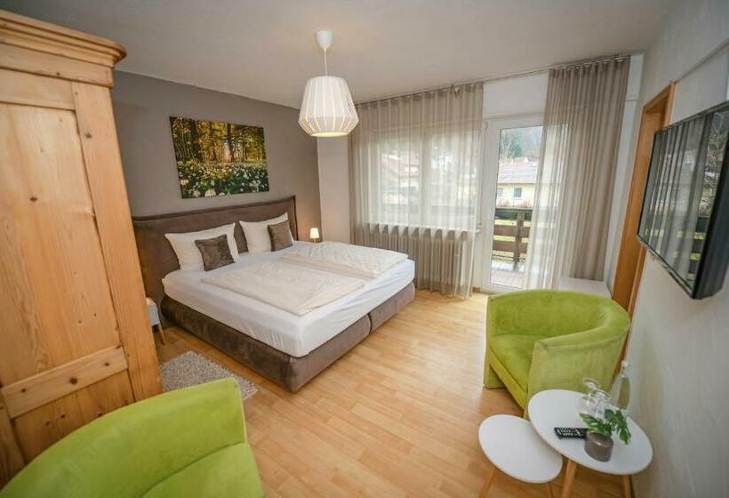 חדר סטנדרט עם מרפסת, Landgasthaus & Hotel Zur Krone