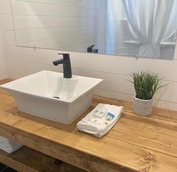 جناح سرير كينج, Raleigh Rooms & Taylor S Crafts