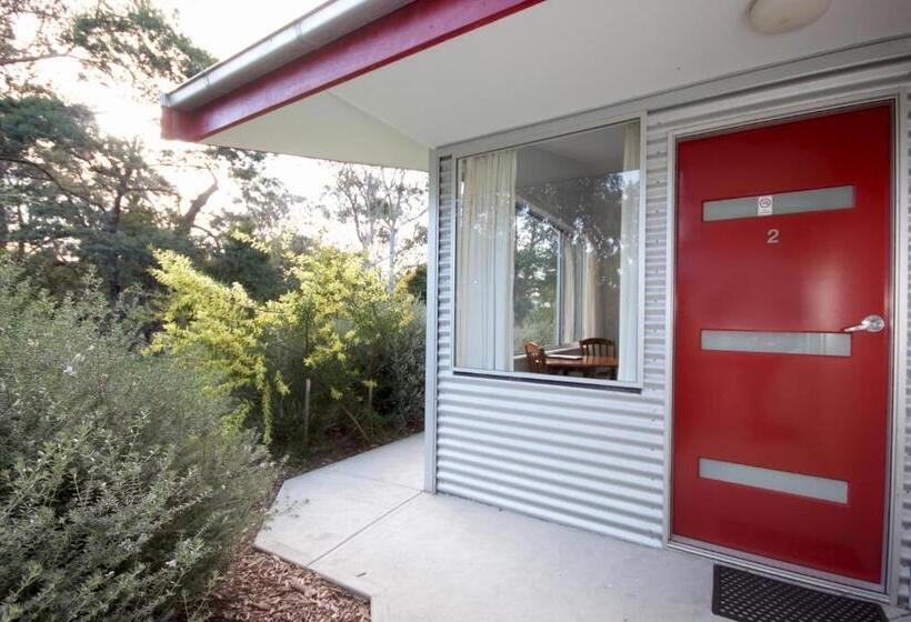 패밀리 룸, The Abbey Raymond Island