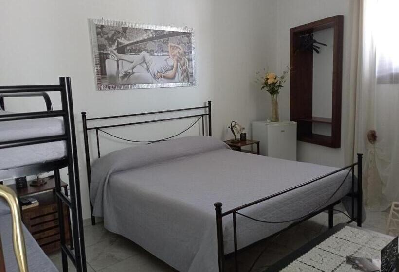 Четырехместный Номер Стандарт, B&b Lo Scrigno Del Salento