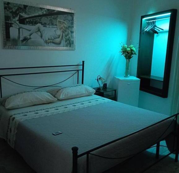 غرفة قياسية رباعية, B&b Lo Scrigno Del Salento