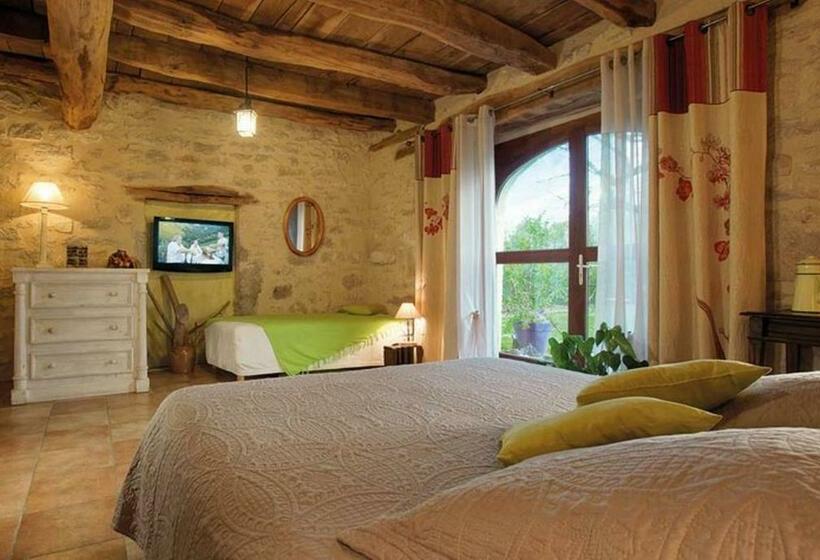 Номер Комфорт, Chambres Et Jardin De Pierres