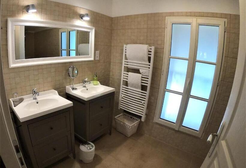 テラス付きスタンダードルーム, La Carreterie  Maison De Famille{s}