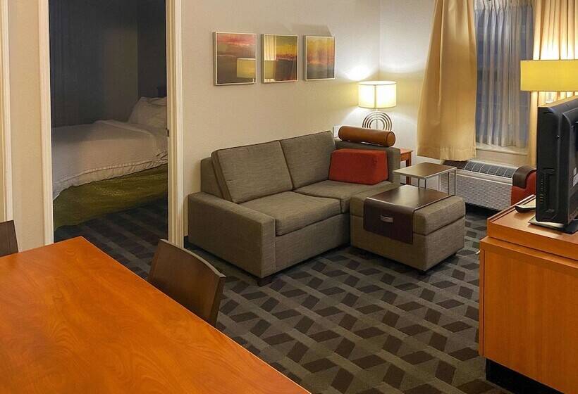 סוויטה, Mainstay Suites Middleburg Heights Cleveland Airport