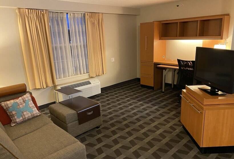 Люкс, Mainstay Suites Middleburg Heights Cleveland Airport