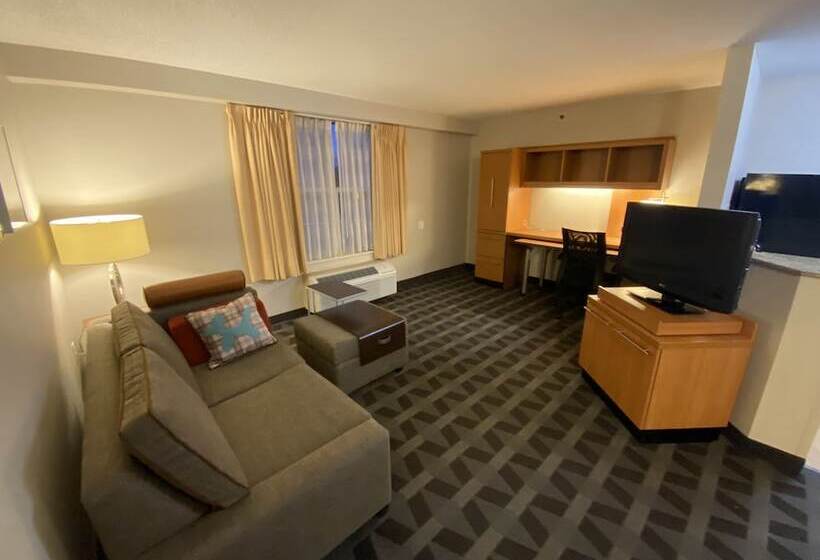 סוויטה, Mainstay Suites Middleburg Heights Cleveland Airport