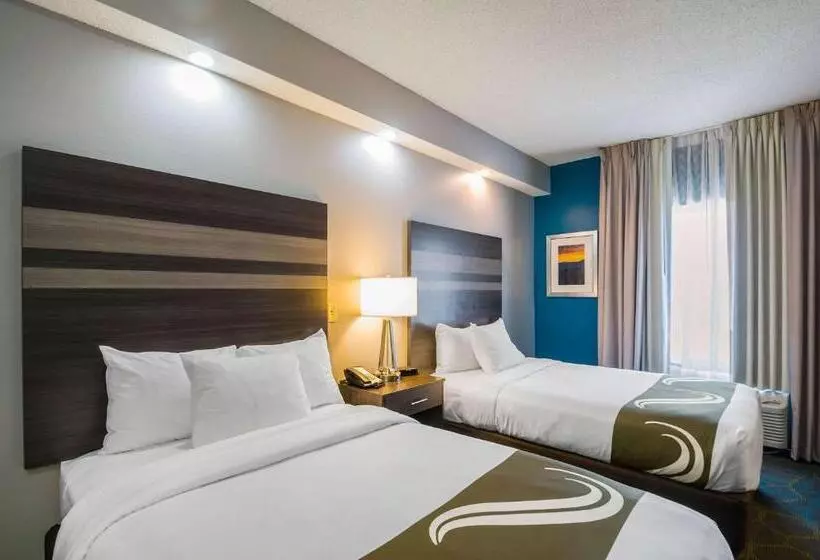 ２ダブルベッドのスタンダードルーム, Quality Inn Harrisonburg I81