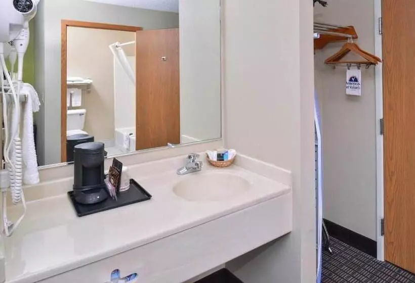 ２ダブルベッドのスタンダードルーム, Regency Inn Geneseo Il I80